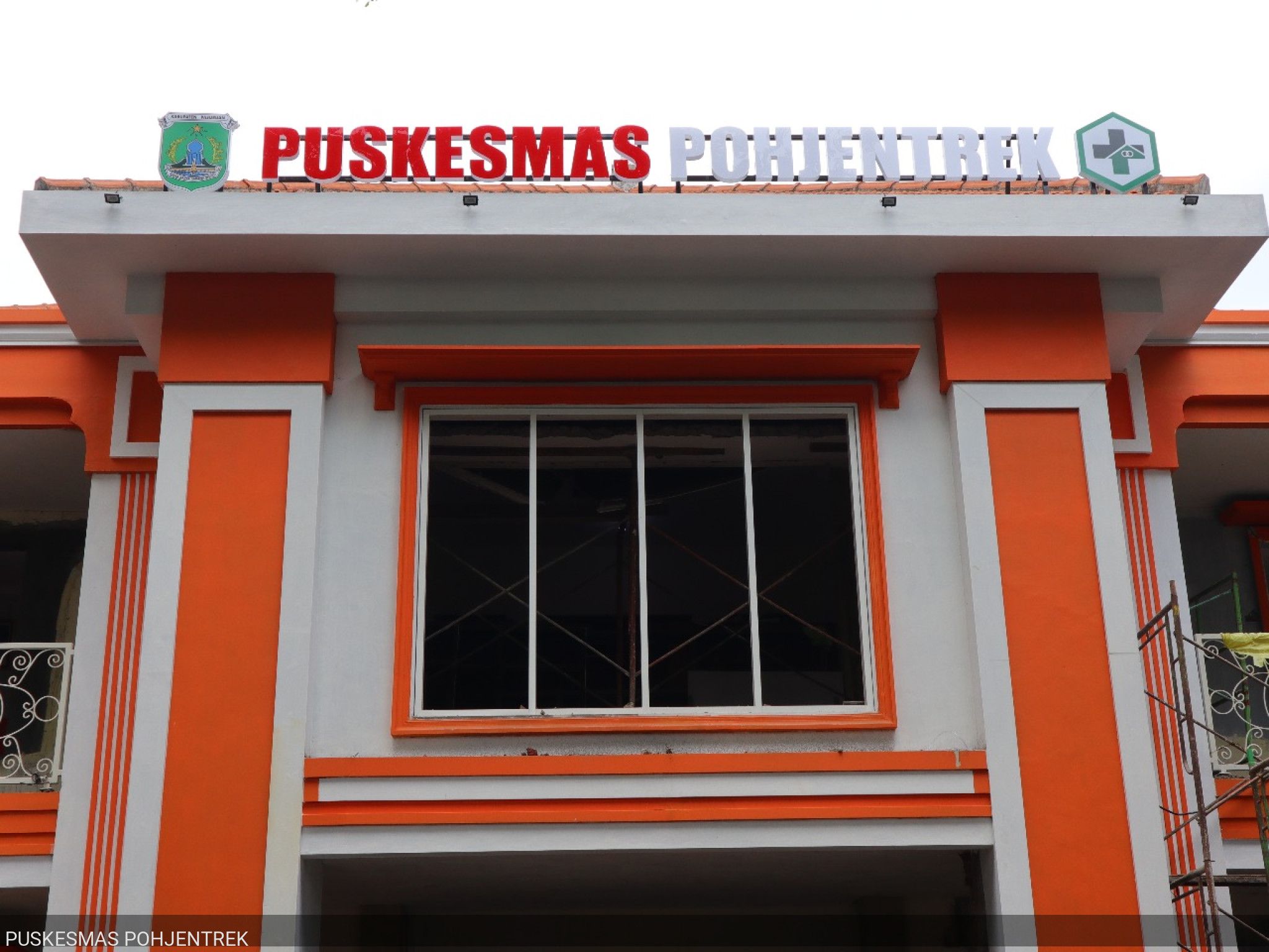 Puskesmas Pohjentrek Siap Melayani Warga Pohjentrek dan Sekitarnya dengan Sepenuh Hati